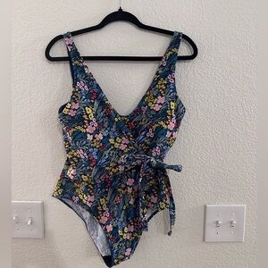 Summersalt X Rifle Paper Co - the perfect wrap one piece swimsuit - size 14